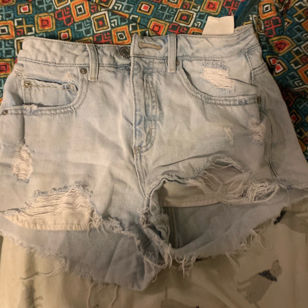 Garage size 1 distressed jeans